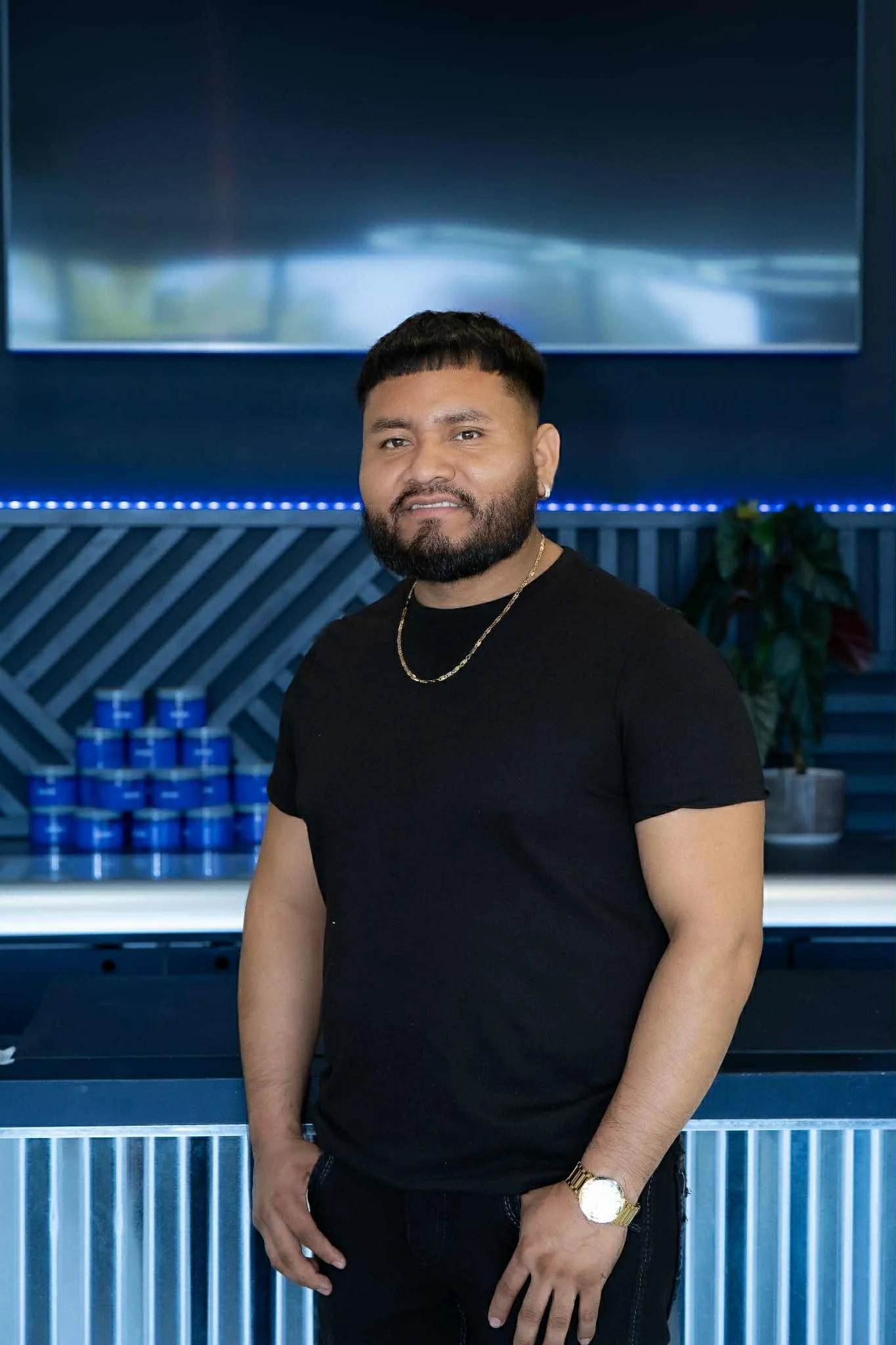 Angel Bolanos, Barbero, Statement Barbershop & Salon, Kennewick