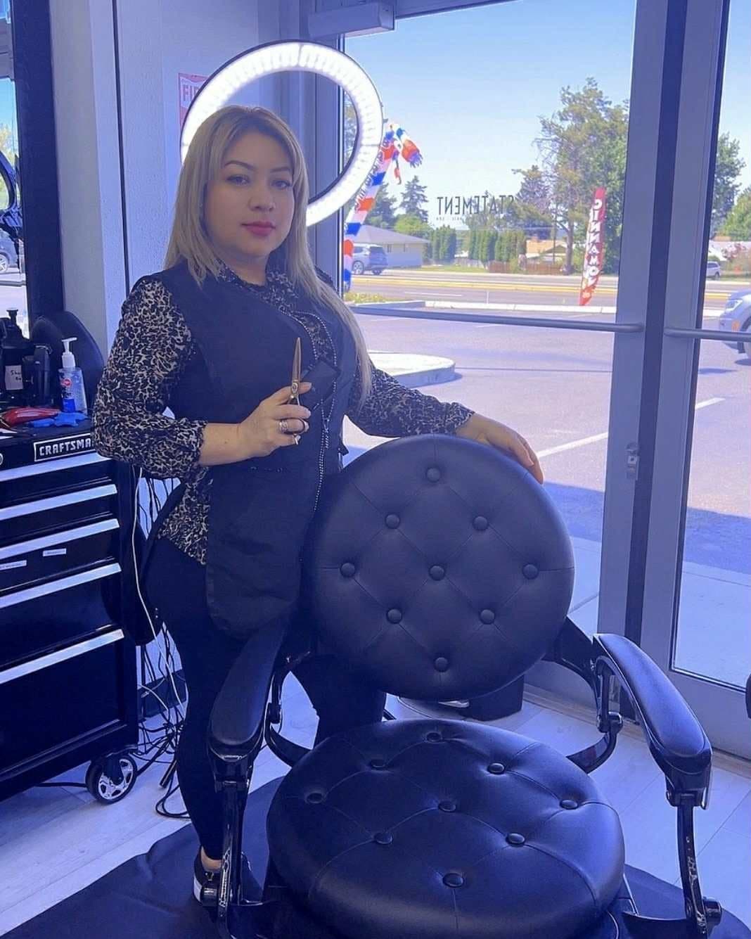 Mary Espino, Cosmetóloga, Statement Barbershop & Salon, Kennewick
